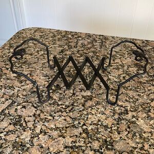 Longaberger Wrought Iron Adjustable Stand